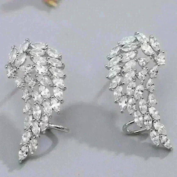 💥 Angel Wing Feather CZ Engagement Ear Bone Clip Earrings, GPMB1562 - Picture 1 of 4